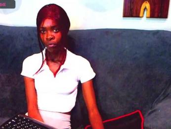 Natussi webcam model stream image