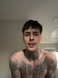 dylan_wolf webcam model stream image