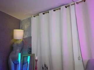 elissecinnamon webcam camsoda model stream image