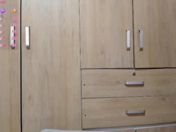 simply_zoe___ webcam model stream image