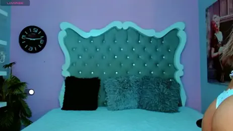 Honey_Moontsts webcam stripchat model stream image