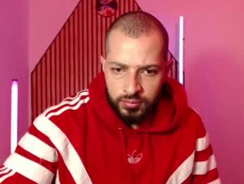 chris_magnum_ webcam model stream image