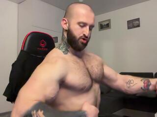 Panda Muscle webcam model stream image