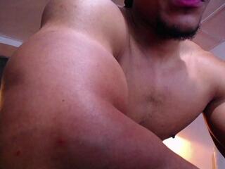 Teddy Fit webcam model stream image