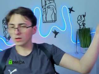 azen-rush webcam model stream image