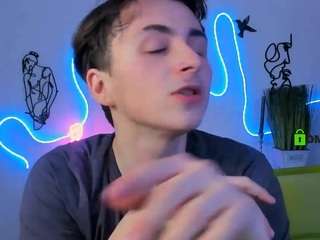 azen-rush webcam model stream image