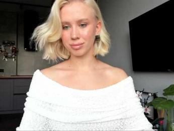 Sunlovv webcam model stream image