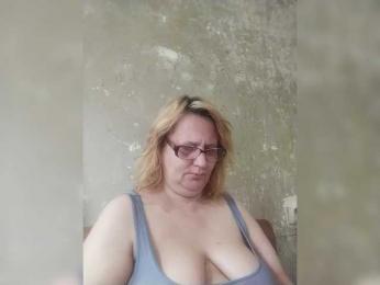 ForestLadyXL webcam bongacams model stream image