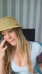 Vanuchita webcam model stream image