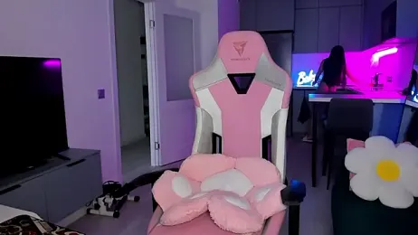 wow_lovie webcam model stream image