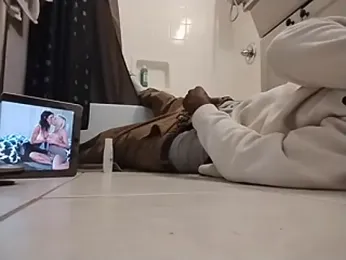 DevinToore webcam stripchat model stream image