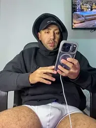 JuanZapata33 webcam model stream image