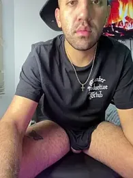 JuanZapata33 webcam model stream image