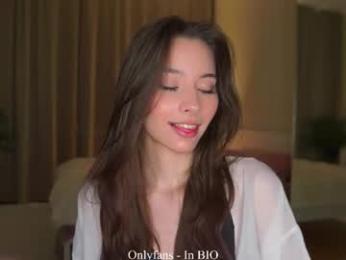 falinecrosthwaite webcam chaturbate model stream image