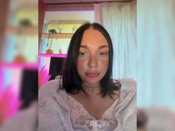 AlexaHotty1 webcam model stream image