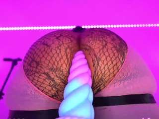 ox-lemon webcam camsoda model stream image