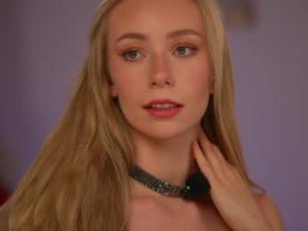 vika54784 webcam model stream image