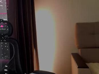 evapuff webcam model stream image