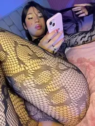 DollCamila webcam stripchat model stream image
