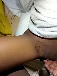 YKTV_ webcam model stream image