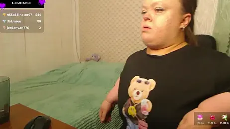 Janiffer_MiMi webcam model stream image