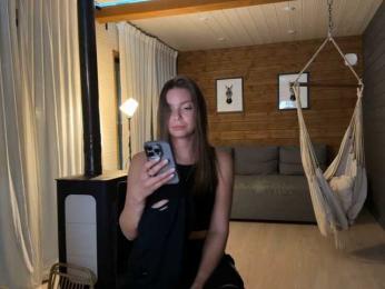 Tom-and-Jenny webcam model stream image