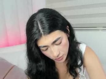 1m_emily webcam chaturbate model stream image