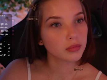 _Q_ webcam model stream image