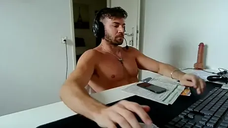 alpha-hunk webcam model stream image