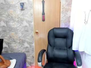 maturepure webcam model stream image