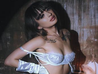 KayaBelle webcam model stream image