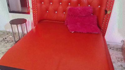 Ozzy_Valentino webcam model stream image