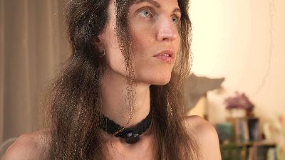 Yulla webcam model stream image