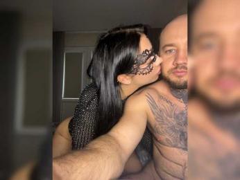 GiveMeCash webcam model stream image