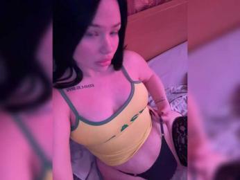 RedTobacco webcam model stream image