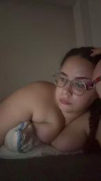 babyyfarah webcam cam4 model stream image