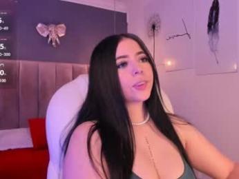 maiiitee_ webcam model stream image