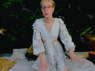 Adrian Luks webcam model stream image