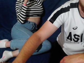 JhonLily webcam model stream image