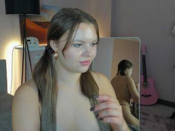 serinella webcam model stream image