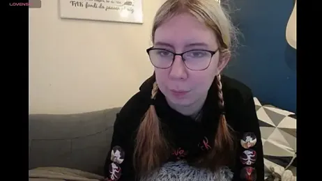 TattooedGirlDK webcam model stream image