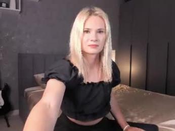 milena_marshmallows webcam model stream image
