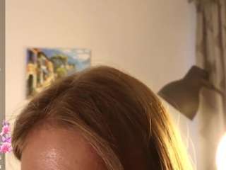 kelly-clarks webcam camsoda model stream image