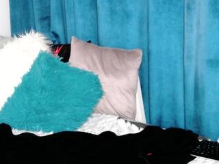 Robin Gallagher webcam model stream image