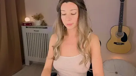 Lenamuti25 webcam model stream image