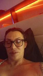 Penele webcam model stream image