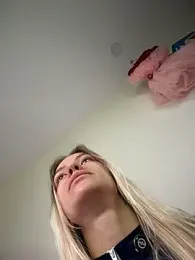 -Sexy_Barbie- webcam stripchat model stream image