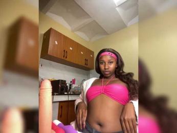 BustyAmy webcam model stream image