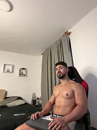 Ezzio_Scolaro webcam model stream image