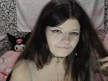 FrirenLovv webcam model stream image